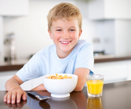 Πρωινό με δημητριακά βοηθά στην καταπολέμηση της παιδικής παχυσαρκίας